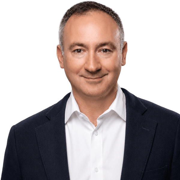 michael serbinis headshot